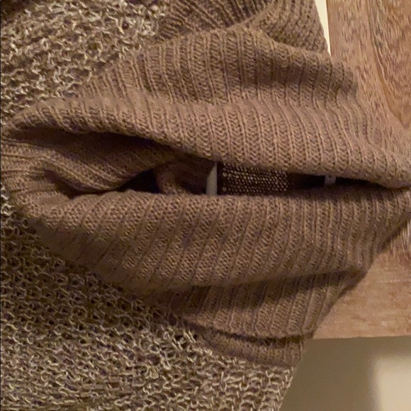 Pullover - Picture 2 of 4